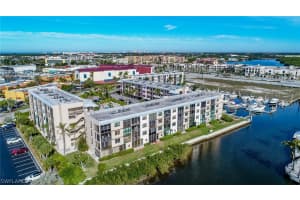 803 River Point Dr #304b, Naples, FL 34102, Sold 04/04/18