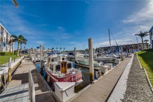 803 River Point Dr #304b, Naples, FL 34102, Sold 04/04/18