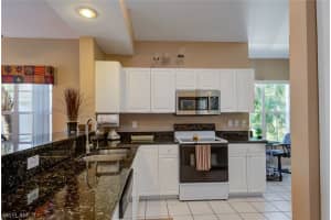 657 Wiggins Lake Dr, Naples, FL 34110, Sold 05/01/18
