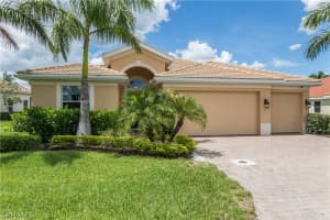 10142 Avonleigh Dr, Bonita Springs, FL 34135, Sold 08/24/18