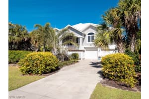 3822 W Gulf Dr, Sanibel, FL 33957, Sold 02/28/18