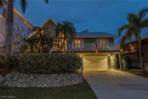 1281 Venetian Way, Naples, FL 34110, Sold 10/19/18