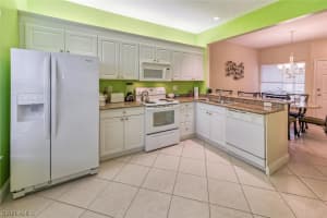 290 Emerald Bay Cir, Naples, FL 34110, Sold 06/18/18