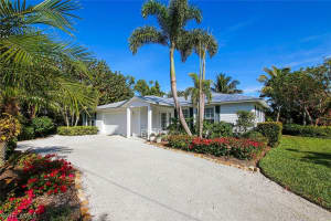 3825 Coquina Dr, Sanibel, FL 33957, Sold 07/02/18