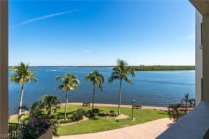 4265 Bay Beach Ln APT 323, Fort Myers Beach, FL 33931, Sold 12/18/18