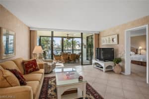 910 Huron Ct, Marco Island, FL 34145, Sold 04/17/18