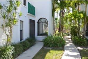 2190 Anchorage Ln, Naples, FL 34104, Sold 03/22/18