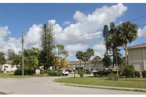25480 Cockleshell Dr, Bonita Springs, FL 34135, Sold 04/05/18