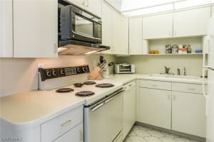 140 Seaview Ct, Marco Island, FL 34145, Sold 01/25/19