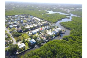 1284 Venetian Way, Naples, FL 34110, Sold 04/20/18