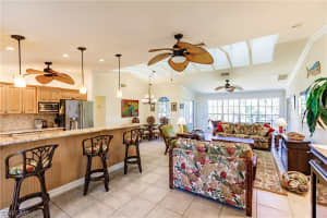 678 E Rocks Dr, Sanibel, FL 33957, Sold 06/06/18
