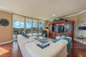 13675 Vanderbilt Dr, Naples, FL 34110, Sold 01/18/19