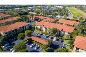 8950 Colonnades Ct W, Bonita Springs, FL 34135, Sold 04/27/18