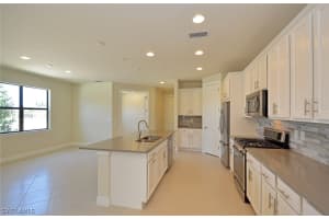 7142 Barnsbury Ln, Naples, FL 34109, Sold 06/20/18