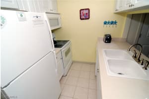 845 E Gulf Dr #212, Sanibel, FL 33957, Sold 04/02/18