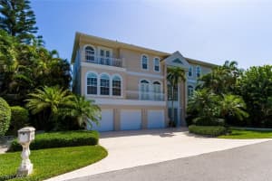 1552 San Carlos Bay Dr, Sanibel, FL 33957, Sold 08/03/18