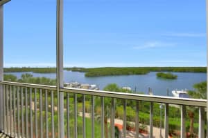 445 Dockside Dr, Naples, FL 34110, Sold 08/14/18