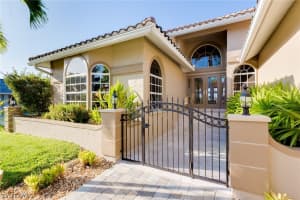 5240 Harborage Dr, Fort Myers, FL 33908, Sold 04/27/18