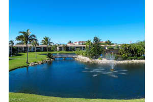 16007 Davis Rd APT 822, Fort Myers, FL 33908, Sold 05/18/18