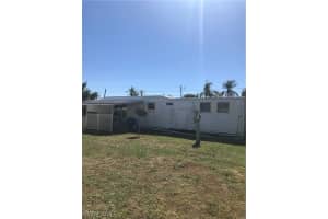 125 Candle Ct, North Fort Myers, FL 33917, Sold 05/18/18