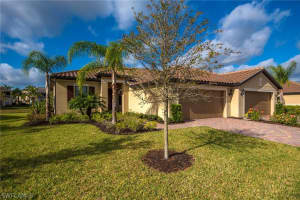 9007 Triangle Palms Ln, Fort Myers, FL 33913, Sold 07/27/18