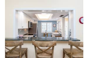 979 E Gulf Dr UNIT 422, Sanibel, FL 33957, Sold 05/16/18