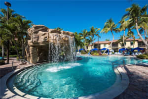 985 Sandpiper St, Naples, FL 34102, Sold 08/09/18