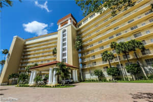 13105 Vanderbilt Dr, Naples, FL 34110, Sold 07/23/18
