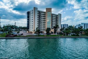 4263 Bay Beach Ln, Fort Myers Beach, FL 33931, Sold 02/22/19