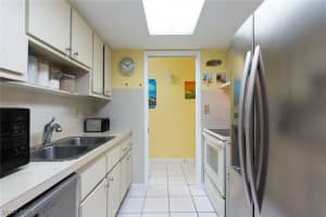 2366 E Mall Dr APT 411, Fort Myers, FL 33901, Sold 05/31/18