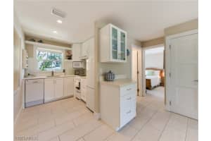 312 Periwinkle Way UNIT 2, Sanibel, FL 33957, Sold 06/18/18