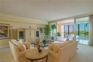 435 Dockside Dr, Naples, FL 34110, Sold 09/10/18