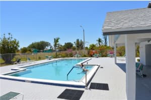 9721 Maplecrest Cir, Lehigh Acres, FL 33936, Sold 09/07/18