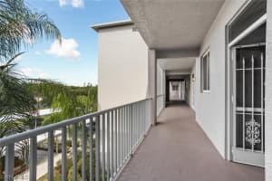 16585 Lake Cir Dr, Fort Myers, FL 33908, Sold 06/12/18