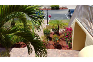 8127 Country Rd UNIT 203, Fort Myers, FL 33919, Sold 07/16/18