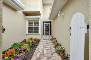 298 Emerald Bay Cir, Naples, FL 34110, Sold 05/23/18