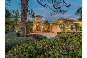 999 Barcarmil Way, Naples, FL 34110, Sold 08/30/19