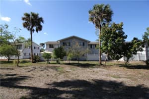 7737 Tamara Lee Ct APT 102, Fort Myers, FL 33907, Sold 06/11/18