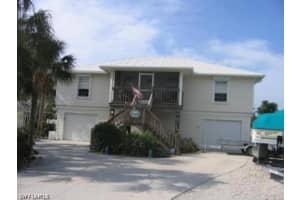 7842 Buccaneer Dr, Fort Myers Beach, FL 33931, Sold 09/13/18