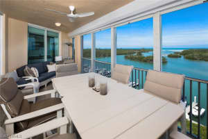 435 Dockside Dr, Naples, FL 34110, Sold 12/03/18
