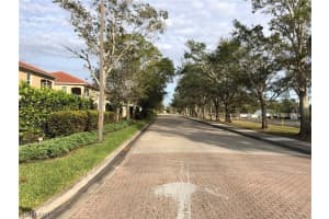 8541 Oakshade Cir 4 202, Fort Myers, FL 33919, Sold 10/11/18