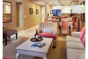 221 9th St S #214, Naples, FL 34102, Sold 06/22/18