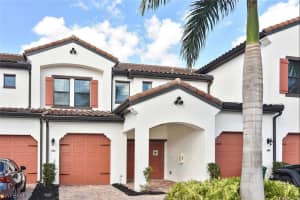 15137 Palmer Lake Cir, Naples, FL 34109, Sold 05/01/19
