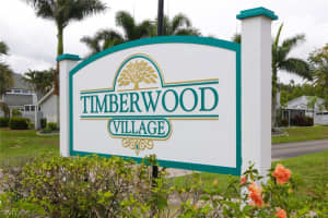 6054 Timberwood Cir APT 242, Fort Myers, FL 33908, Sold 07/30/18