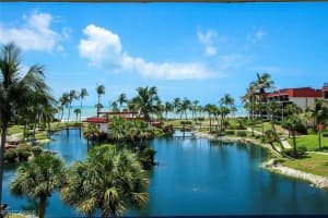 2445 W Gulf Dr UNIT C34, Sanibel, FL 33957, Sold 10/23/18