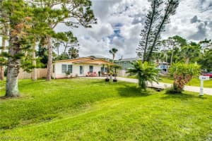 723 Park Ave, Naples, FL 34110, Sold 07/24/18