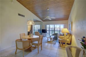 32 Greenbrier St, Marco Island, FL 34145, Sold 09/14/18
