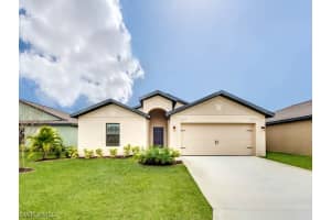 463 Shadow Lakes Dr, Lehigh Acres, FL 33974, Sold 01/22/19