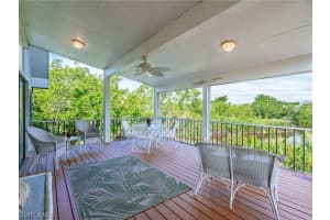 4245 Gulf Pines Dr, Sanibel, FL 33957, Sold 04/17/20