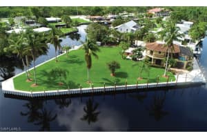 110 Crescent Dr, Fort Myers, FL 33919, Sold 07/12/19